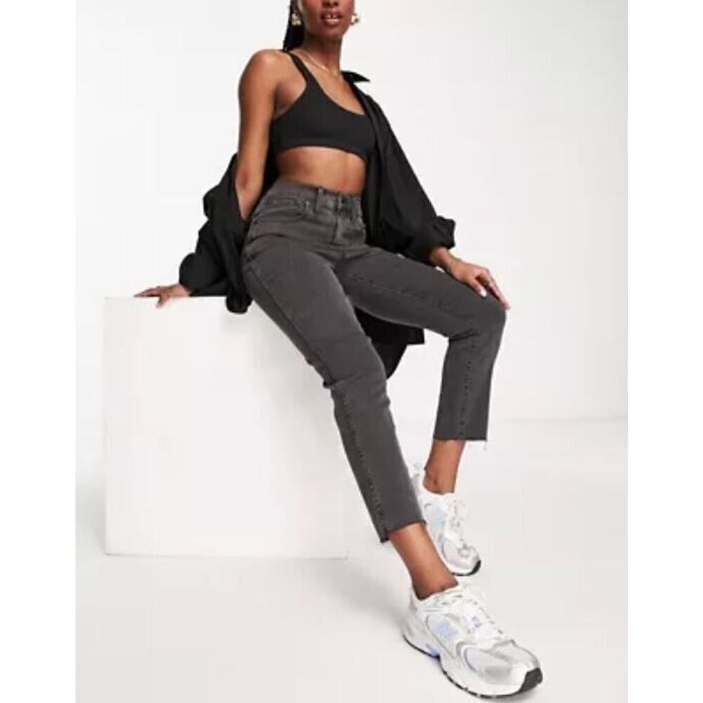 Madewell Women's High-Rise Raw Hem‎ Skinny Jeans in Kerns Wash Black 42W $128